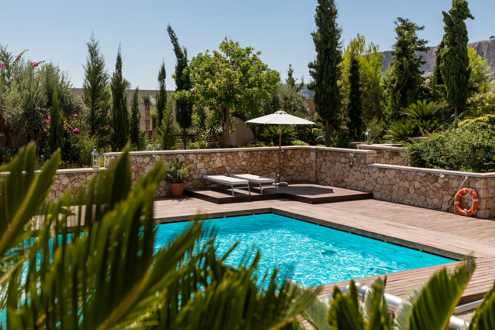 Zzz Inc pool services